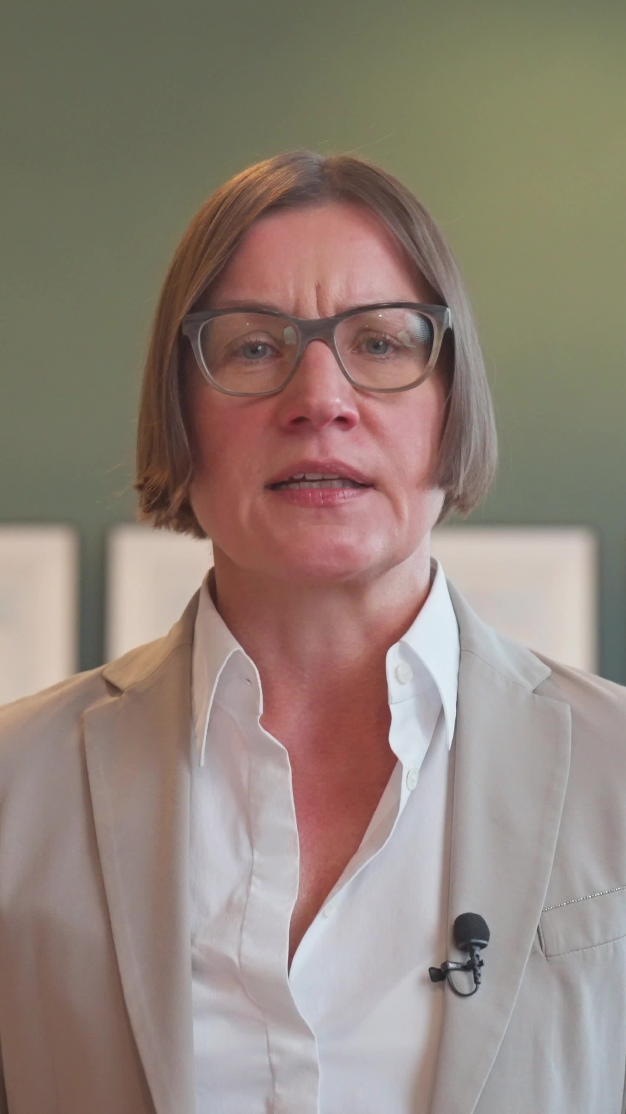 20251117-Fondamentalsprinciples...Clean-vertical.mp4