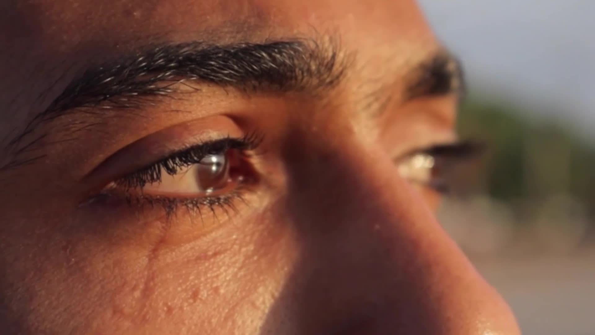  What do our armed and security forces delegates do? | Working for the ICRC