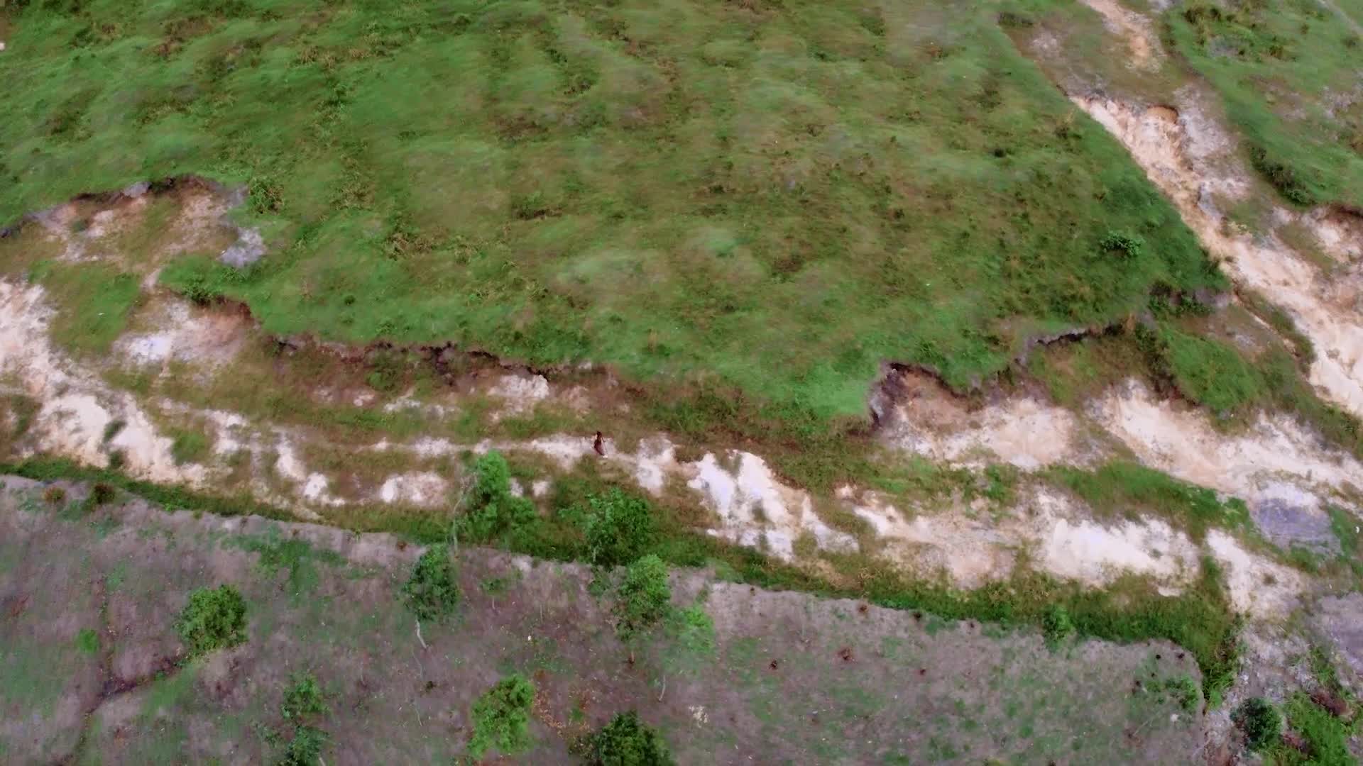 20260302_RD Congo_Ituri_WEC-TABO CHANTAL_SHORT VERSION_FR_HD1080.mp4