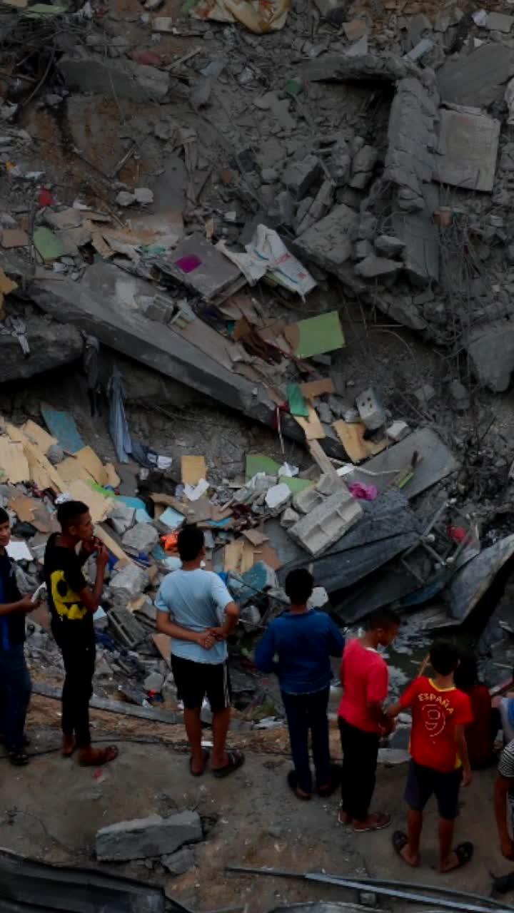 3112023-Gaza...INT-Vertical.mov