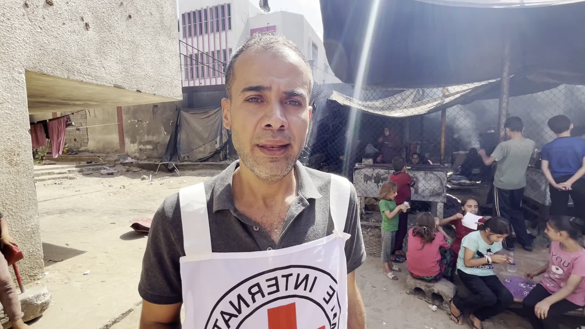 ICRC-Rami...Community-ovens3.MOV