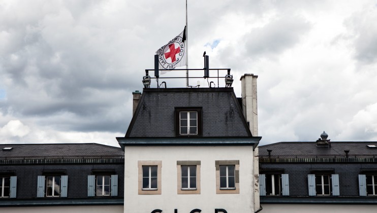 ICRC HQ flag at half mast