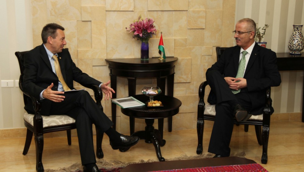 ICRC President Peter Maurer with Palestinian Prime Minister Rami Hamdallah