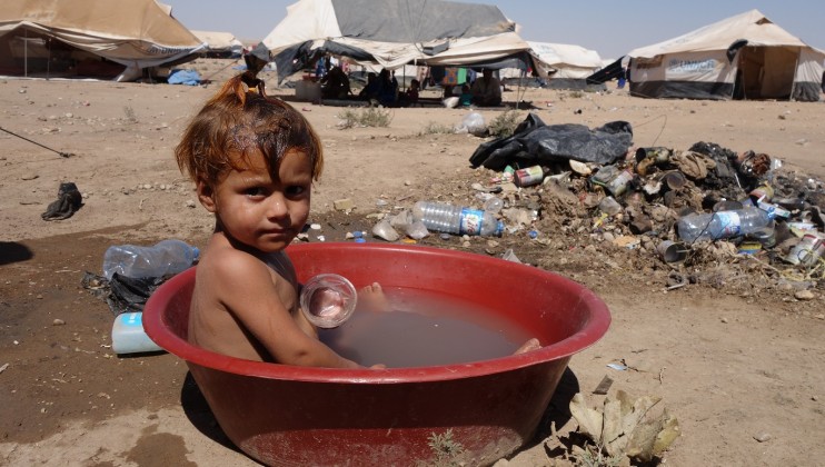 Arisha camp in Hassakeh governorate: The camp is located 70km from Deir Ezzor frontline. Around 6000 people are accommodated in the camp in very dire conditions, with no clean water, no medical services and no toilets. It was established in June 2017, and the area used to serve as a petroleum refinery, hence toxic waste could be found on site.