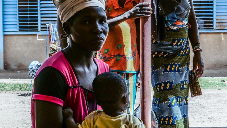Women and children make up the overwhelming majority of patients at the Barsalogho medical centre. "We are left to ourselves," Salamata Ouedraogo, a patient at the medical center.