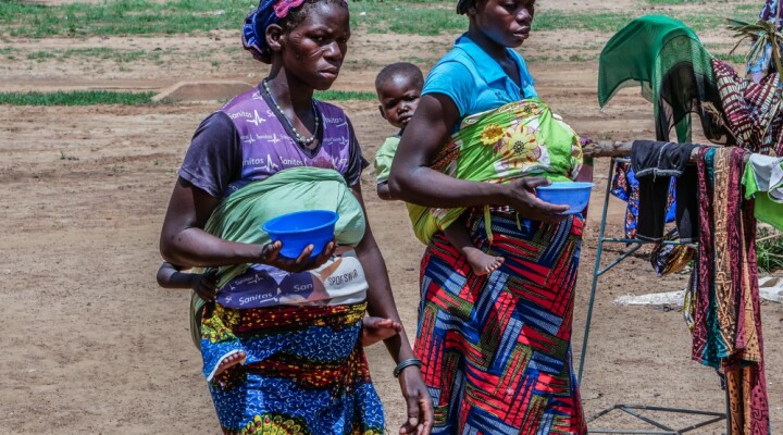 Women and children make up the overwhelming majority of patients at the Barsalogho medical centre. "We are left to ourselves," Salamata Ouedraogo, a patient at the medical center.