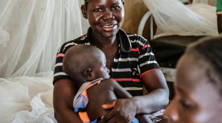 Fatimata is relieved to have been able to look after her child in the Barsalogho medical centre. She fled her village after her husband was killed. "My son is better, even if everything is harder since the death of my husband."